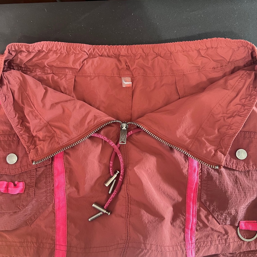FP Movement Skort XS Maroon Pink Utility Cargo Athletic Hiking Mini Skirt Shorts - Picture 4 of 10